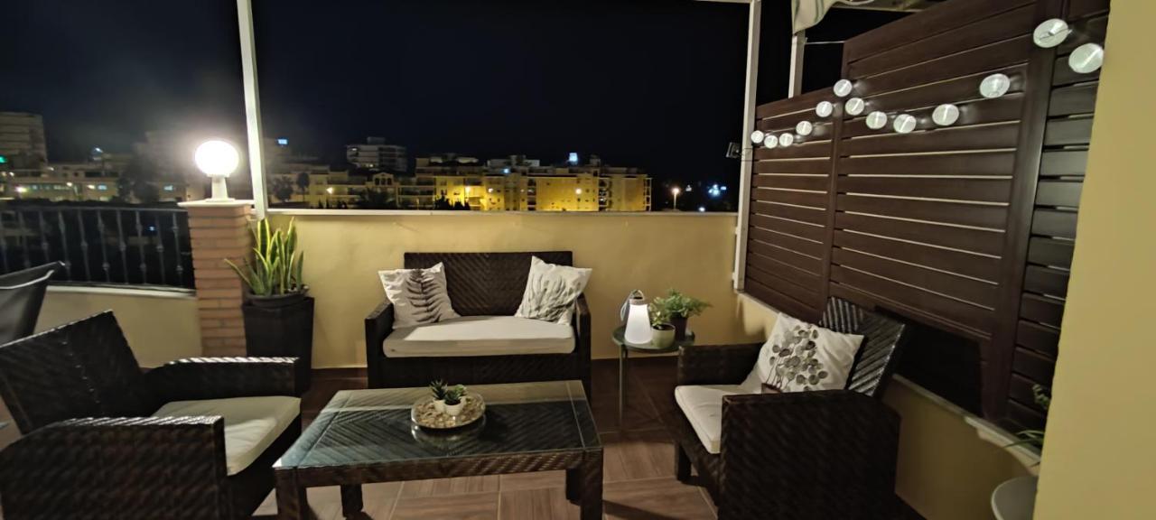 Atico Olimpo Apartment Torre Del Mar Exterior photo
