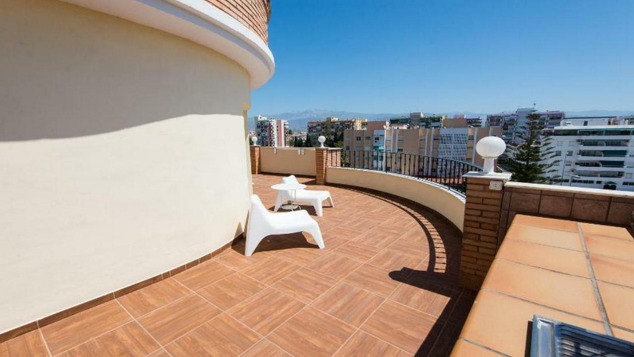 Atico Olimpo Apartment Torre Del Mar Exterior photo